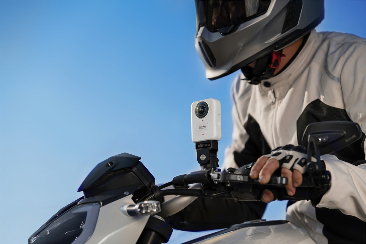 best 360 camera for travel and solo vlogging what to look for
